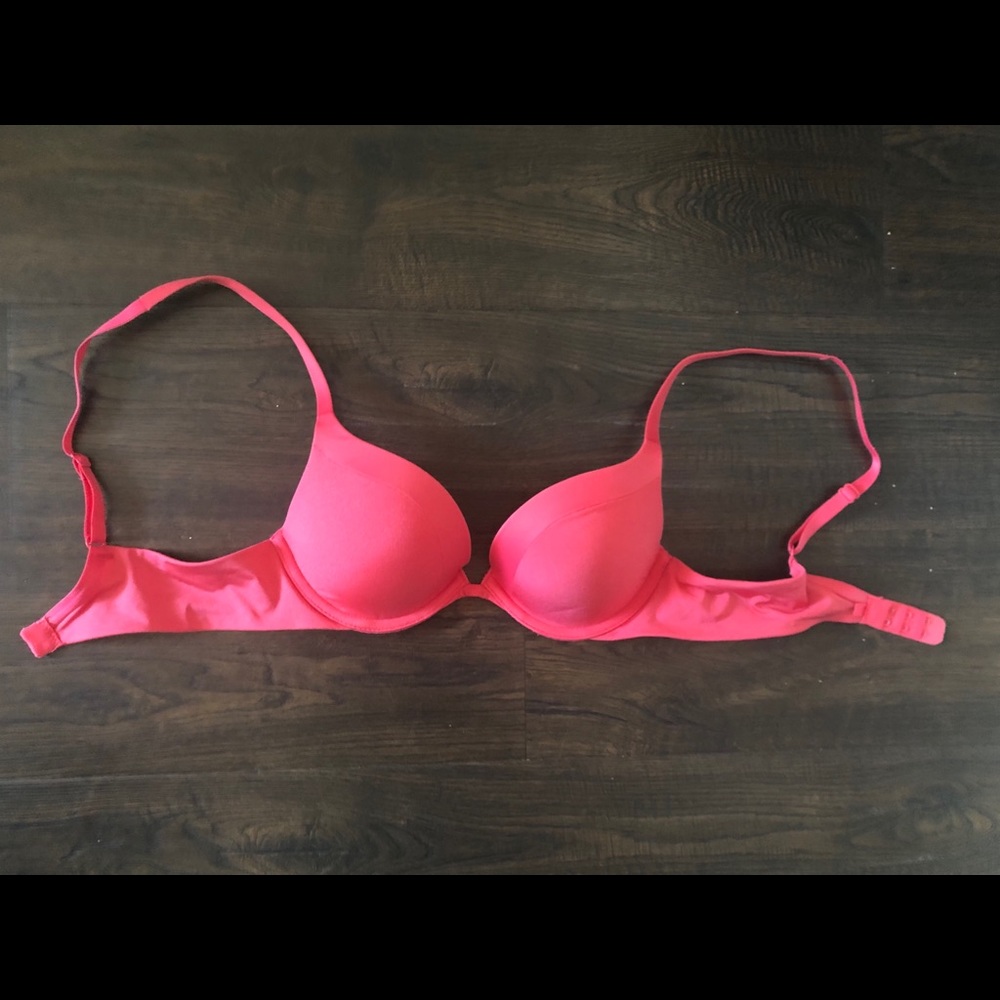 Victoria’s Secret push up- 32B
